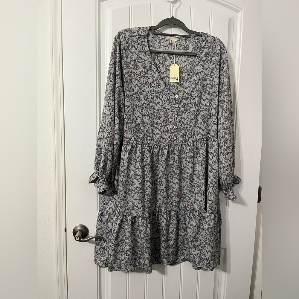 NWT Jodifl Los Angeles flower dress size X3